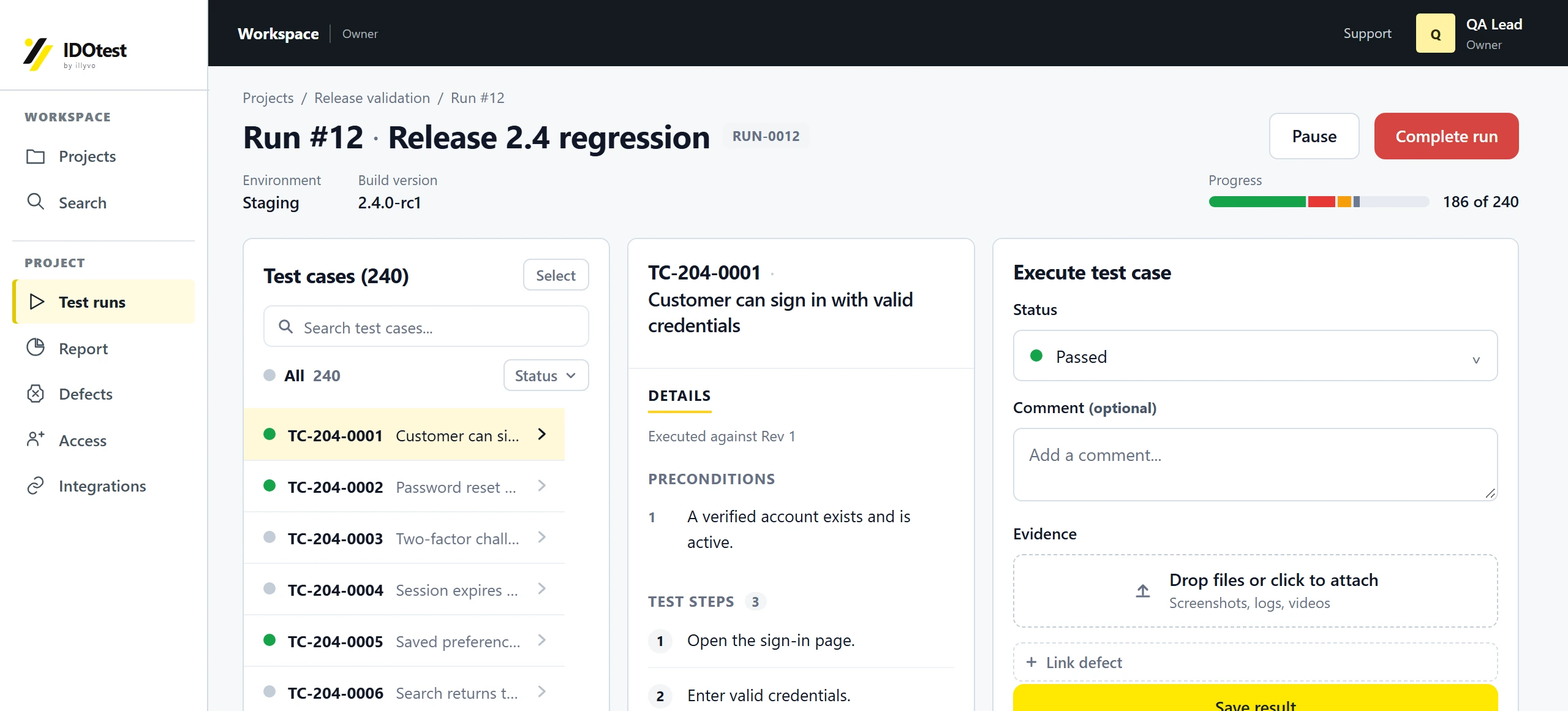 IDOTest test run with execution status, defect, tester, evidence, comments, and history columns